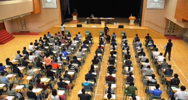 DSE 2021-學校考生報考組合 4C＋2E佔7成