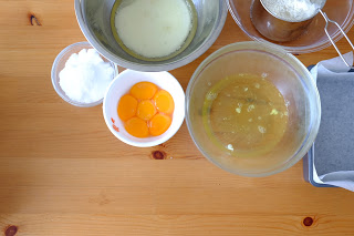 所需材料十分簡單：雞蛋、麵粉、奶、植物油、砂糖。