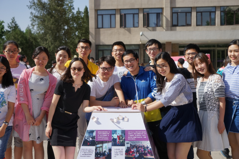  清華大學有多個國際交流團，可供同學們見識世界