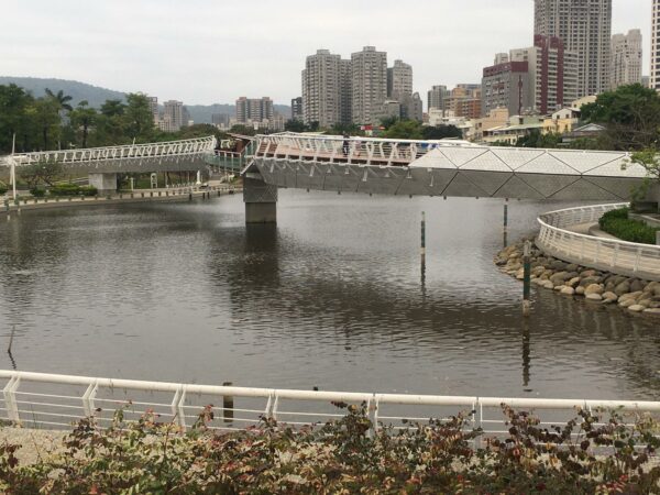 【台灣升學分享】經濟考慮好選擇?Iris分享留學難關及建議|升學站站睇 台灣升學分享